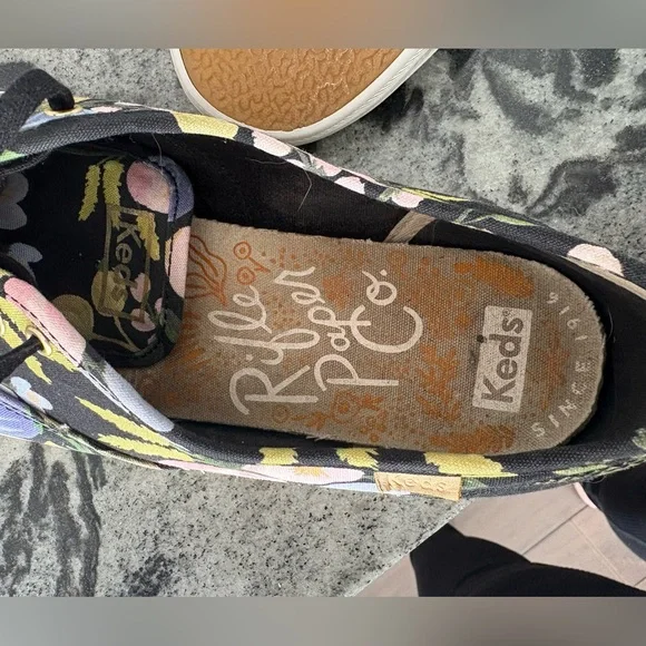 Keds Black Floral Canvas Shoes - paper rifle company - Picture 5 of 6